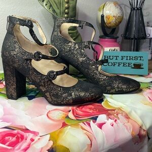 NWOT ladies shoes size 8.5